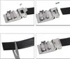 Collage of four images showing how to adjust a belt buckle. Anteprima dell’immagine prodotto