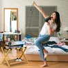 Relaxdays Stojan na kufry z bambusu, skládací, na kufry a Náhled obrázku produktu 3