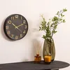 Horloge murale avec chiffres 3D DORIS, Ø 30 cm Voir les images du produit 2