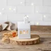Roues Maison lumineuse Chapelle Petite 8x7x14 cm Voir les images du produit 3