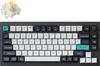 A mechanical keyboard and a single key switch are shown against a white background. Voir les images du produit