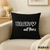 Huuraa Kissen Tirolerin mit Herz 40x40cm mit Füllung Black Produktbild-Vorschau 2