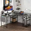 A modern L-shaped desk setup with dual monitors, speakers, a laptop, and storage. Anteprima dell’immagine prodotto