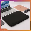 OMNA | Custodia per computer portatile in neoprene da 15,6 Anteprima dell’immagine prodotto 3