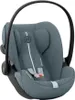 A studio shot of a baby car seat. Produktbild-Vorschau