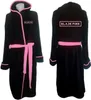 BlackPink - Logo Uni Medium - Großer Bademantel - Schwarz Produktbild-Vorschau 5