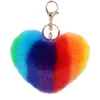 Regenbogen-Liebesherz, flauschiger Ball, Schlüsselanhänger, Produktbild-Vorschau 2