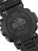 Close-up of the back of a black Casio Pro Trek watch, showing engraved text and logos. Voir les images du produit