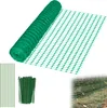 A roll of green plastic fencing is shown unrolled on a white background, along with a bundle of green stakes and zip ties. A smaller inset image shows the fencing installed in a garden. Produktbild-Vorschau