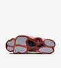 The underside of a Nike Air Jordan 13 Retro sneaker. Produktbild-Vorschau