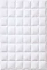 A white quilted comforter is shown from above, laid flat on a white background. Produktbild-Vorschau