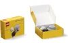 A yellow LEGO box and an open yellow LEGO box containing wall hangers. Produktbild-Vorschau