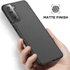 A hand holding a black smartphone case. Produktbild-Vorschau
