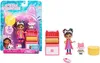 A toy playset featuring characters and accessories from Gabby's Dollhouse, displayed in its packaging and also separately. Produktbild-Vorschau