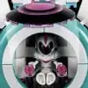 A close-up view of a toy spaceship with a figure inside. Anteprima dell’immagine prodotto