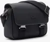 A black Lacoste bodybag is shown against a white background. Anteprima dell’immagine prodotto