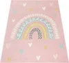 A pink rug with a rainbow and heart pattern. Voir les images du produit