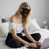 Revolutionäre LED-Lichttherapie-Gesichtsmaske: Für ein Produktbild-Vorschau 13