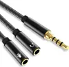 A close-up shot of a black audio splitter cable with gold connectors against a white background. Anteprima dell’immagine prodotto