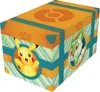 A Pokemon TCG Paldea Adventure Chest featuring Pikachu and Sprigatito. Produktbild-Vorschau