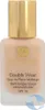A bottle of Estee Lauder Double Wear Stay-in-Place Makeup. Voir les images du produit