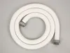 A coiled white flexible hose with gray connectors on a plain gray background. Voir les images du produit