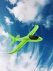 Styropor-Wurfgleiter XXL – Segelflugzeug, Grün (ohne LED) – Produktbild-Vorschau 11