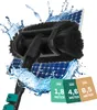 A cleaning brush with a telescopic handle is shown in front of solar panels with water splashing around it. Produktbild-Vorschau