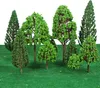 33 pezzi mini alberi verdi in plastica in scala modelli Anteprima dell’immagine prodotto 1