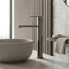 Rubinetto Del Lavabo Rea Arcos Alto Titanio Anteprima dell’immagine prodotto 6