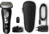 A collection of Braun Series 9 Pro electric shaver accessories laid out on a white background. Anteprima dell’immagine prodotto