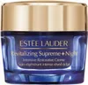 A close-up studio shot of an Estée Lauder Revitalizing Supreme+ Night Intensive Restorative Creme jar. Anteprima dell’immagine prodotto