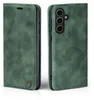 A green flip case for a Samsung Galaxy S24 FE phone, shown from two angles. Produktbild-Vorschau
