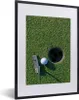MuchoWow® MuchoWow® Gerahmtes Poster Ein Putter ist ein Produktbild-Vorschau 1