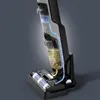 Close-up view of a wet/dry vacuum cleaner's internal workings, highlighting water flow and debris collection. Voir les images du produit