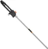 A pole saw attachment with a chainsaw head and an extension pole. Produktbild-Vorschau