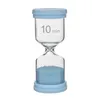 A clear studio shot of a 10-minute hourglass. Voir les images du produit