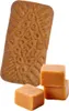 A single rectangular biscuit with embossed patterns and three caramel cubes. Produktbild-Vorschau