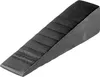 A single black metal wedge for splitting wood, shown against a white background. Voir les images du produit
