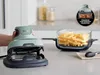 A kitchen counter with a Ninja CRISPi air fryer and a glass container of french fries. Anteprima dell’immagine prodotto
