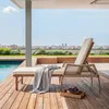 Brauner Liege aus Aluminium und Rattan mit beigem Kissen Produktbild-Vorschau 2