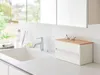 Yamazaki Küchenrollenhalter modern aus Metall stehend mit Produktbild-Vorschau 8