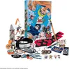 A collection of Naruto-themed merchandise, including a calendar, accessories, and other items, arranged around a large calendar box. Anteprima dell’immagine prodotto