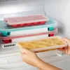 Lékué Tác na kostky ledu - Srdce - červený Náhled obrázku produktu 3