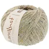 A ball of yarn with a label. Produktbild-Vorschau