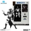 A McFarlane Toys DC Multiverse Batman action figure in its packaging, with the figure displayed outside the box. Anteprima dell’immagine prodotto