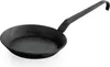 A black cast iron frying pan with a long handle is shown against a white background. Produktbild-Vorschau