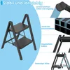 A product image of a black stepladder with multiple callouts highlighting its features. Voir les images du produit