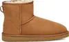 A single brown Ugg boot is shown from the side against a white background. Voir les images du produit