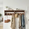 Houten kapstok met 8 haken en een plank Productafbeelding-voorbeeld 4